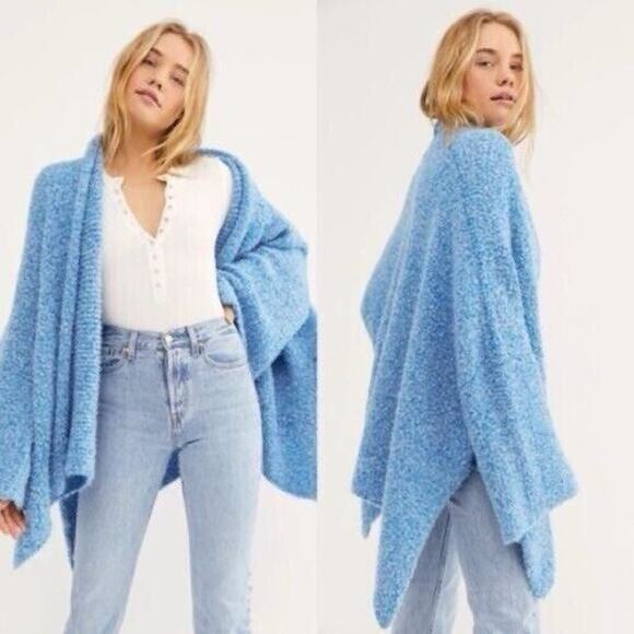 Free‎ People BFF Cardigan XS Boho Wrap Soft Boucle Knit Blue - Picture 1 of 12
